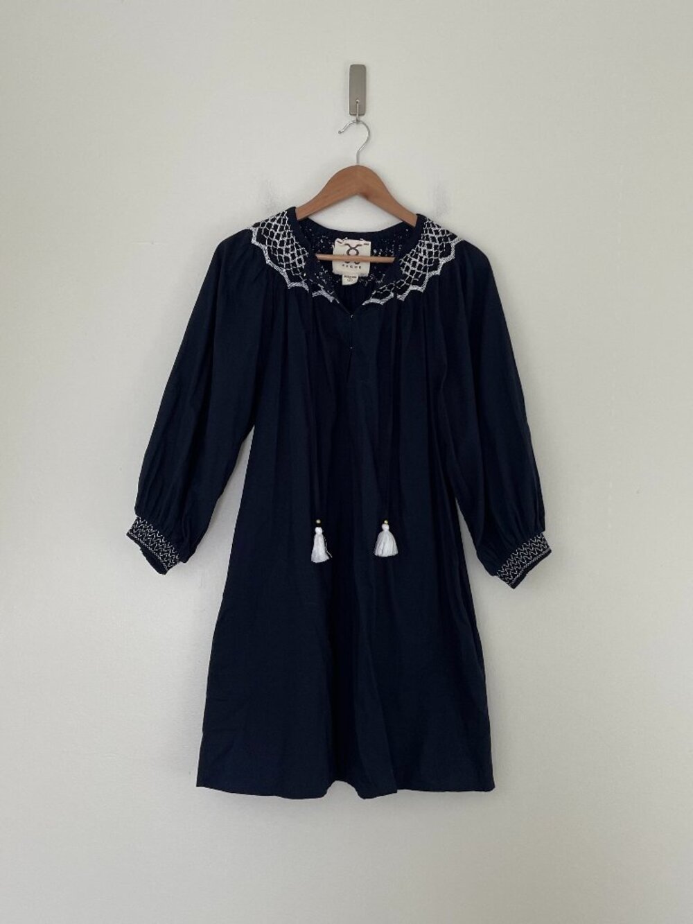 Figue Charlie Split Neck Relaxed Fit Midnight Navy Mini Dress Size Small